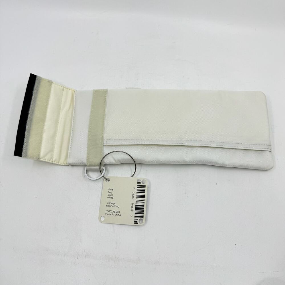 NWT TEENAGE ENGINEERING Field Bag Large in White - Picture 3 of 6